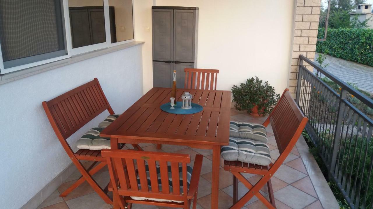 Apartman Luka Kaštela Exteriér fotografie
