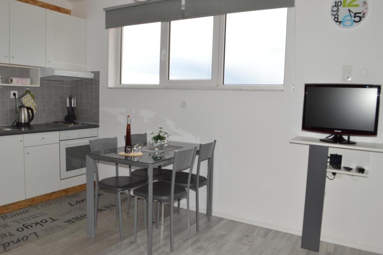 Apartman Luka Kaštela Exteriér fotografie