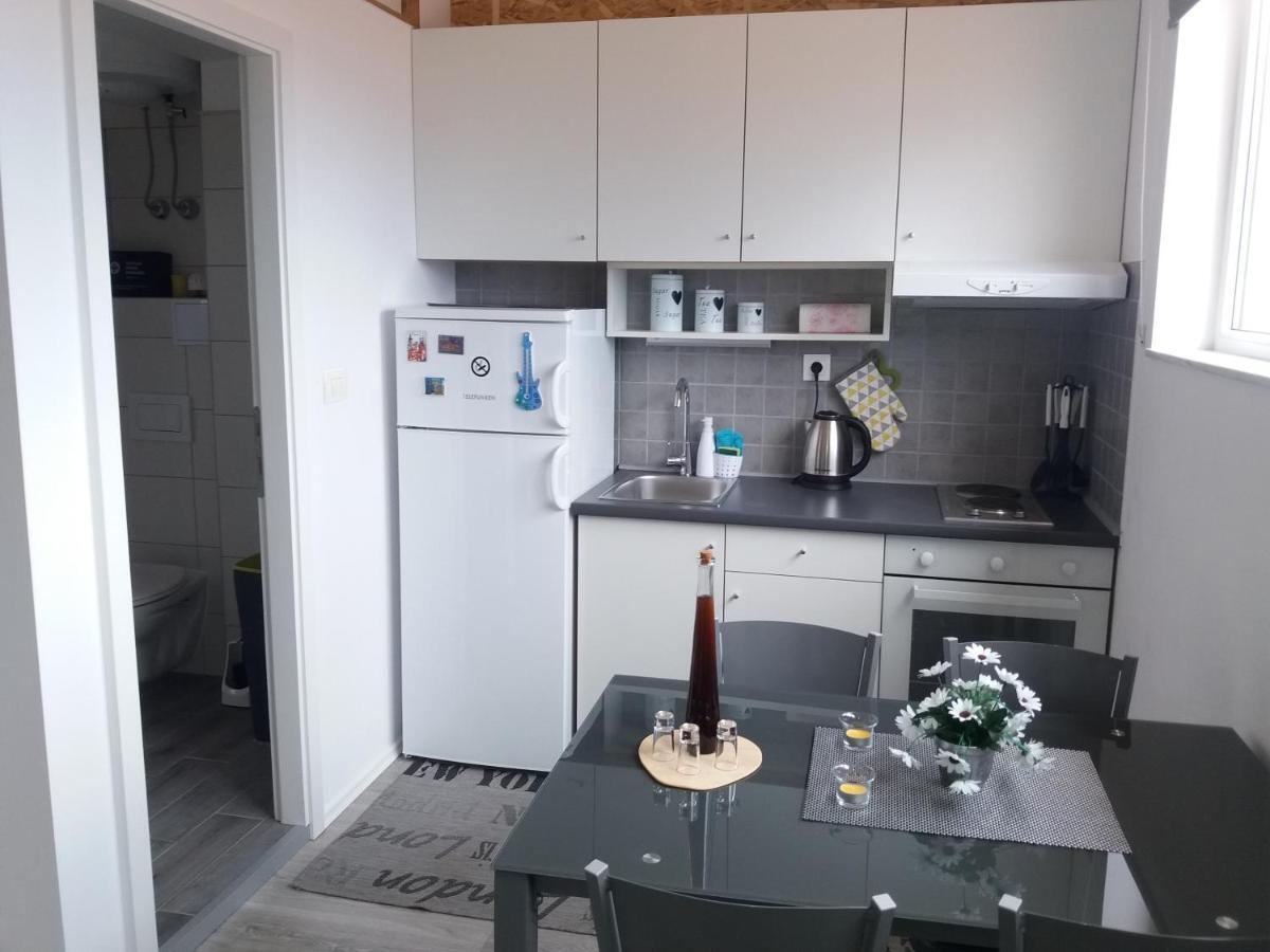 Apartman Luka Kaštela Exteriér fotografie