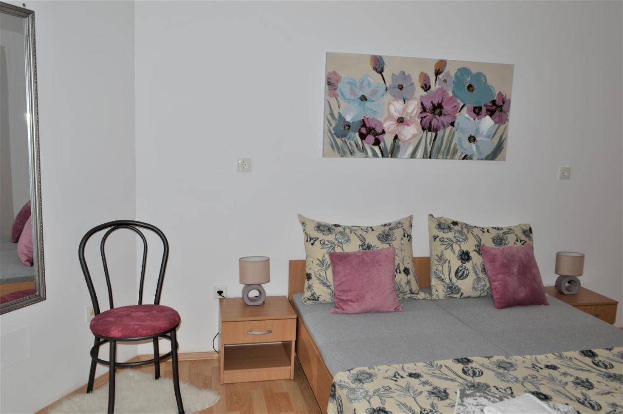 Apartman Luka Kaštela Exteriér fotografie