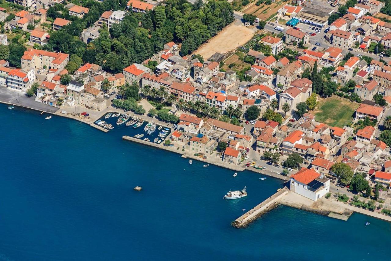Apartman Luka Kaštela Exteriér fotografie