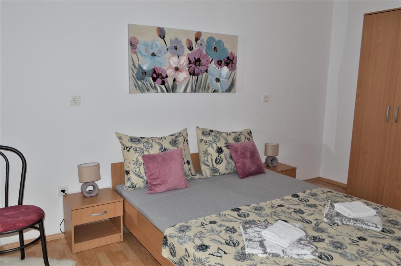Apartman Luka Kaštela Exteriér fotografie