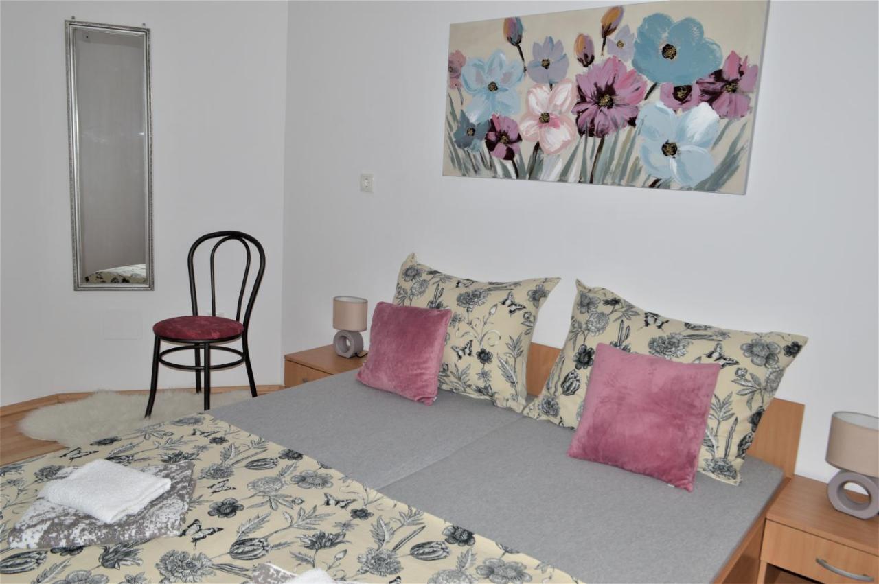 Apartman Luka Kaštela Exteriér fotografie